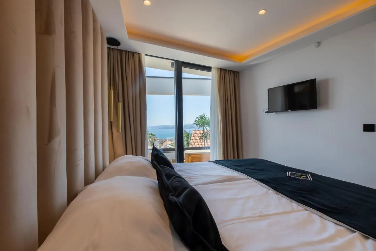 Luxury Villa Favela With Heated Pool Trogir 0*,