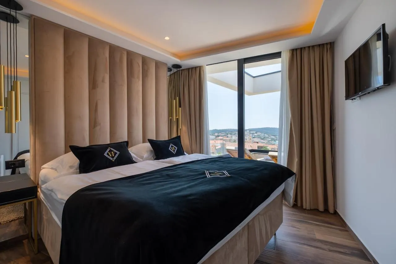Luxury Villa Favela With Heated Pool Trogir