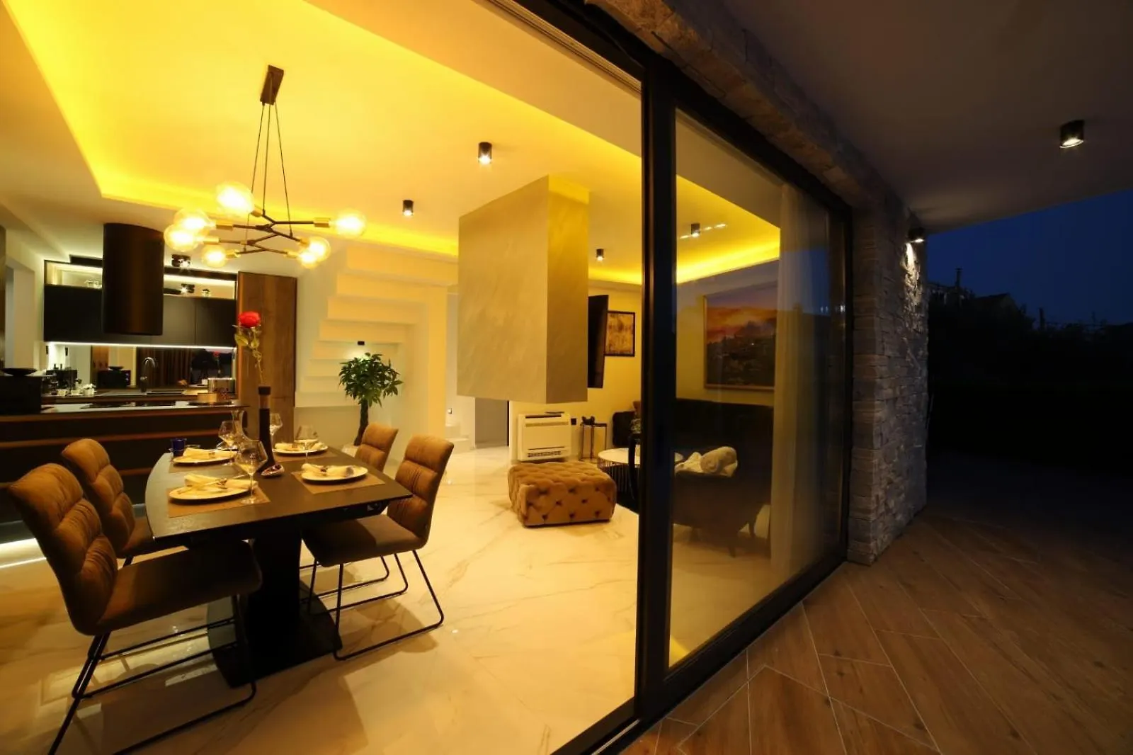 Luxury Villa Favela With Heated Pool Trogir